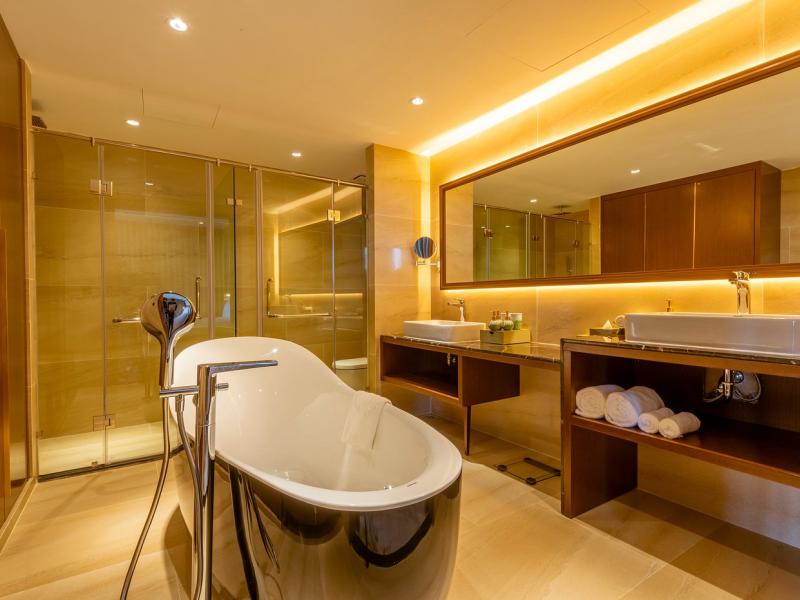 KOI Resort & Residence Da Nang