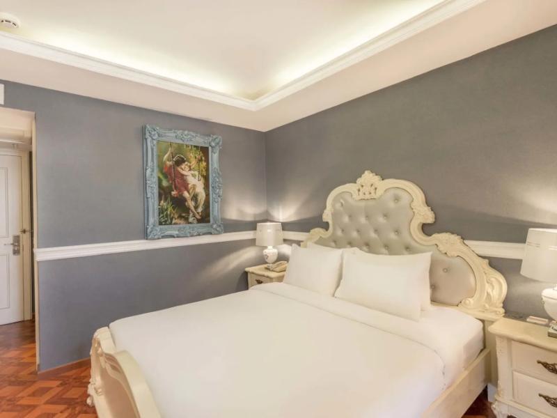 Me Saigon Boutique Hotel