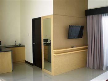 Svarna Suite Seminyak
