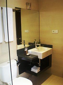 Svarna Suite Seminyak