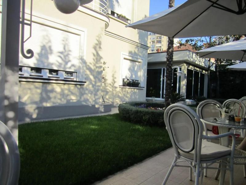 Sokrat Hotel