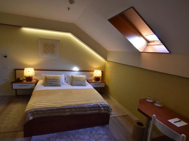 Sokrat Hotel