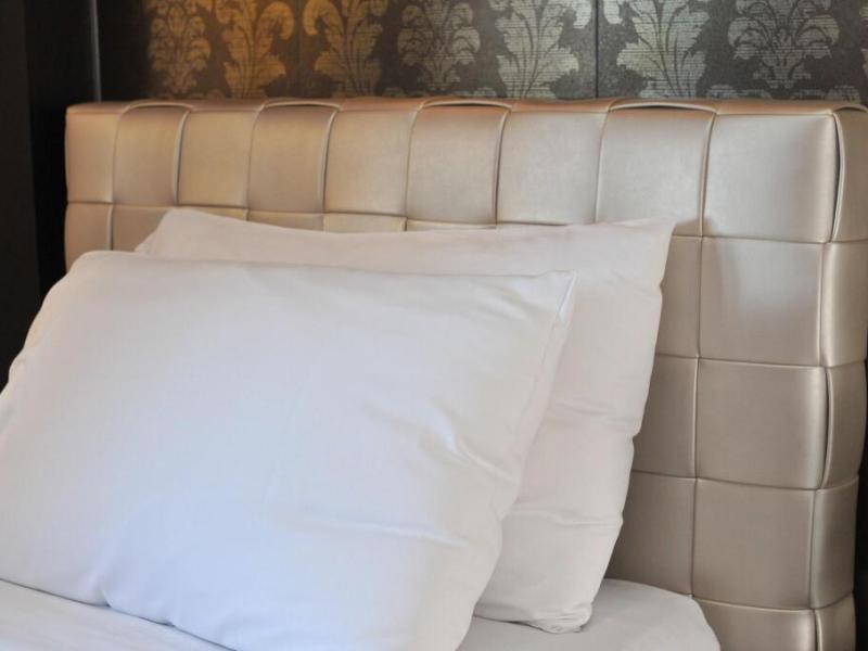 MonarC Hotel