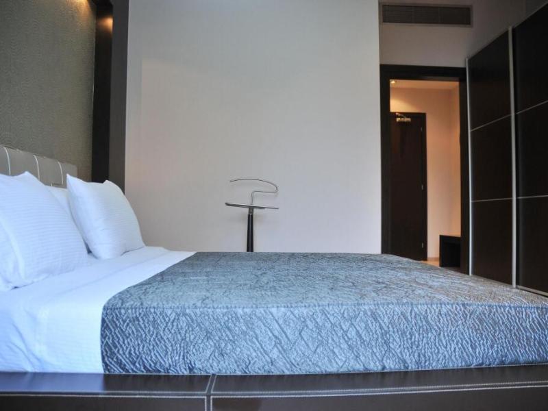 MonarC Hotel