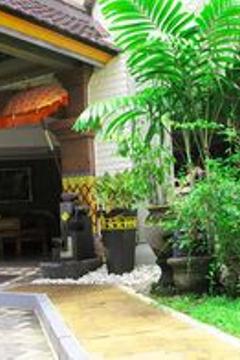 Отель Club Bali Family Suites at Legian Beach Индонезия, Кута, фото 1