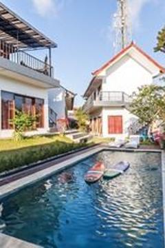 Отель Bombora Surf Camp Индонезия, Пекату, фото 1
