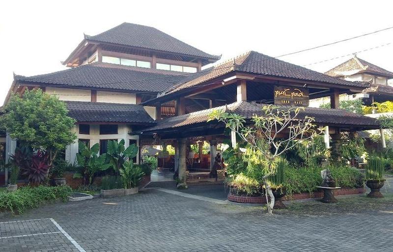 Puri Padi Hotel