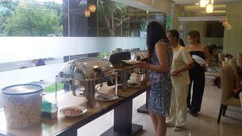 MarsCity Hotel