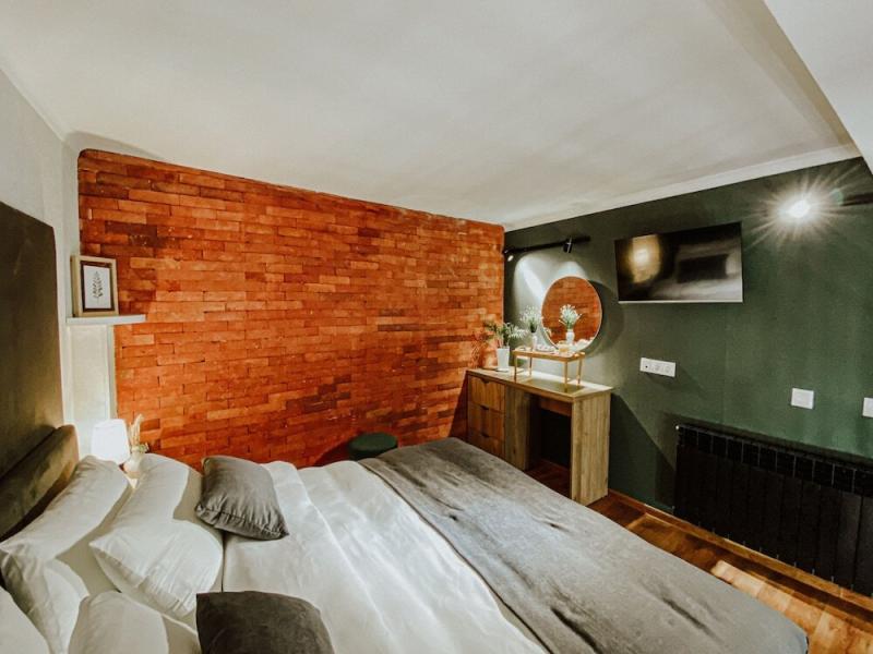 Luxury inn