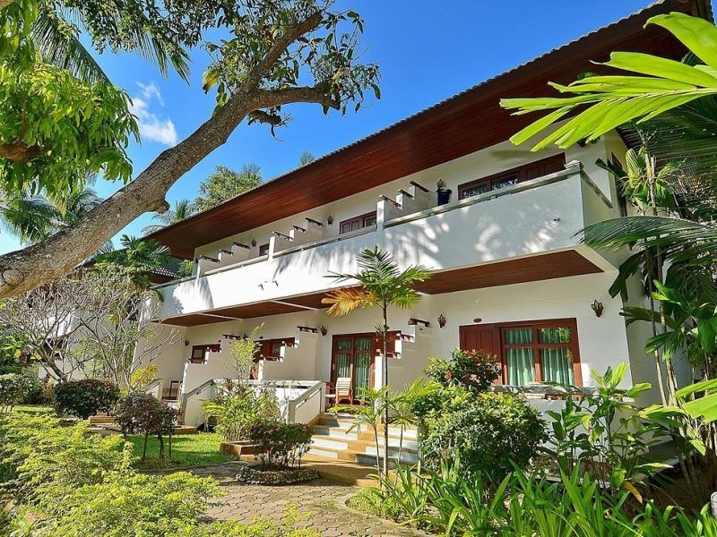 First Bungalow Beach Resort