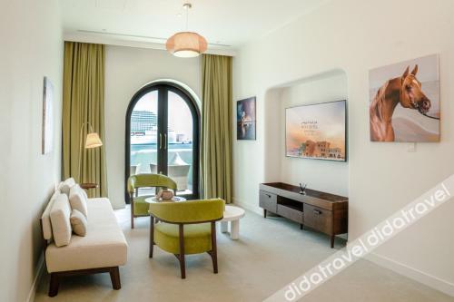 Mina Hotel and Residences By The Torch