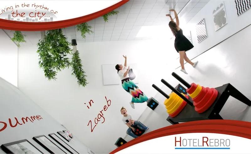 Rebro Hotel