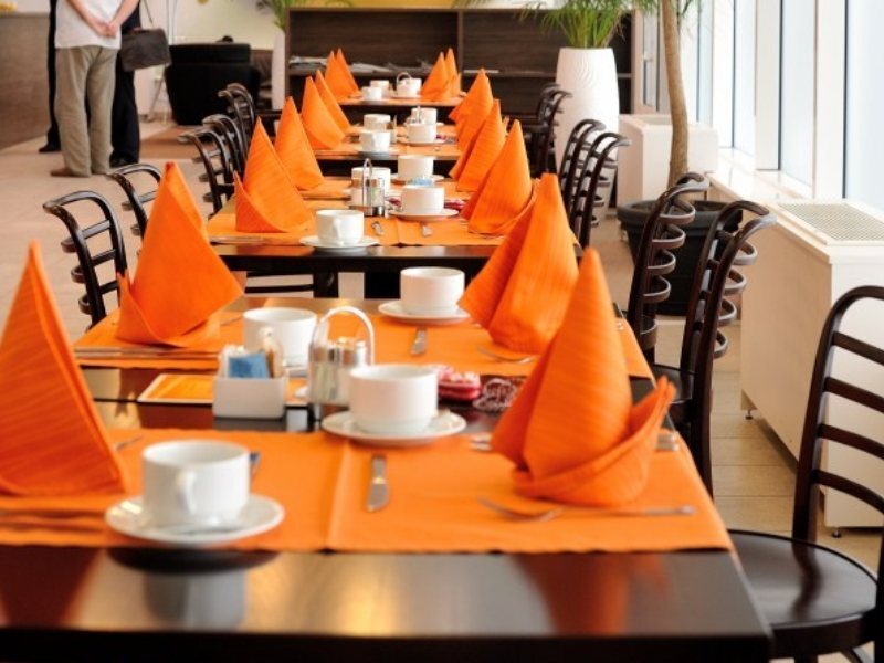 Rebro Hotel