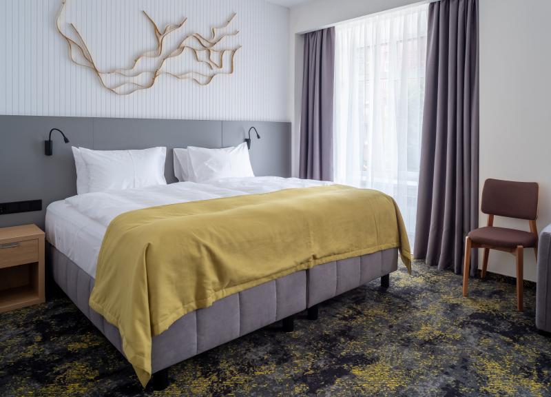 Amber Shore Collection