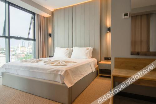 Sherlock Homes Hotels