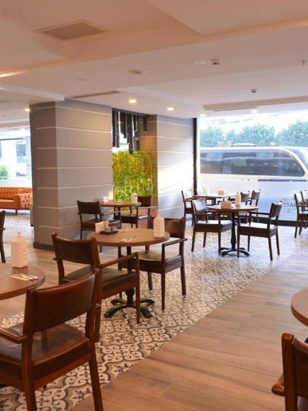 Litros Hotel & Spa