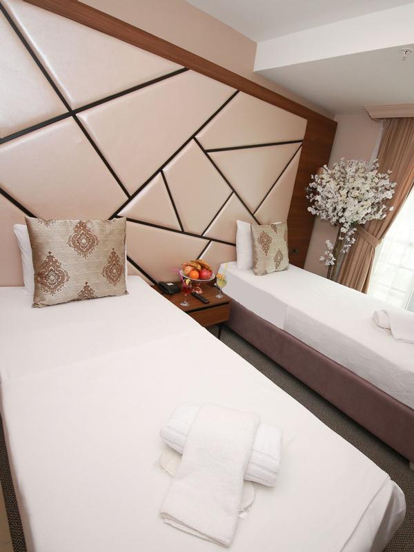 Litros Hotel & Spa