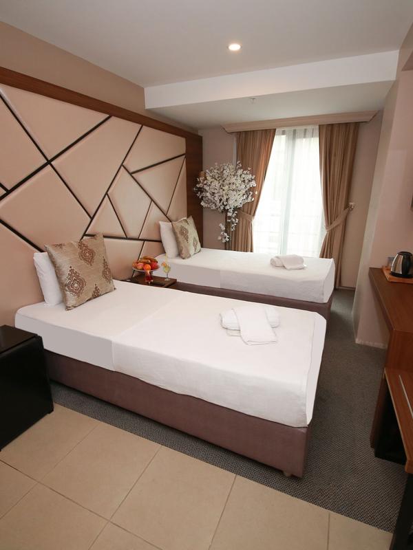 Litros Hotel & Spa