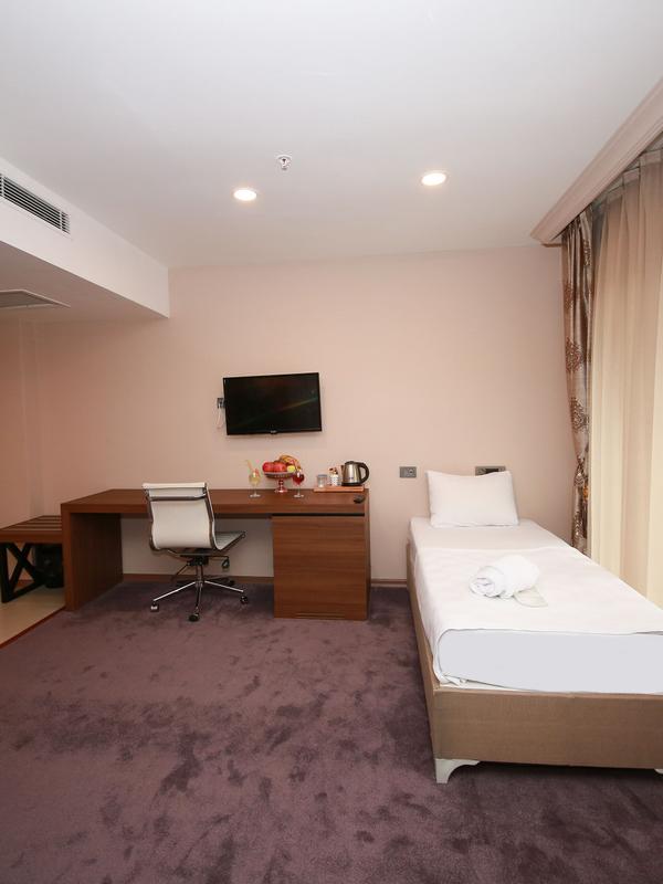 Litros Hotel & Spa