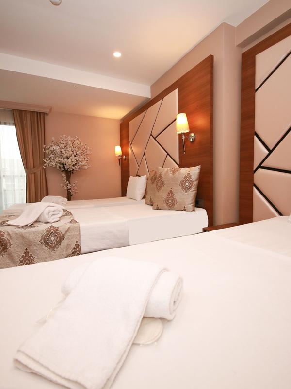 Litros Hotel & Spa