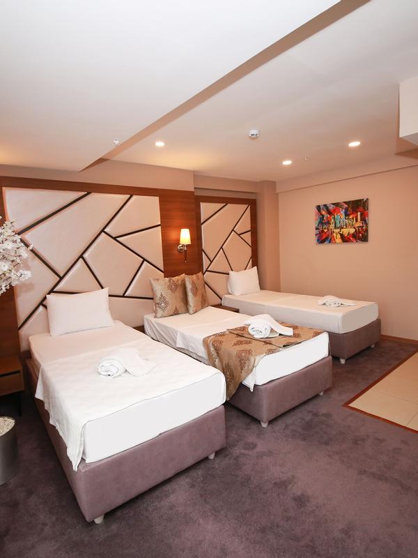 Litros Hotel & Spa