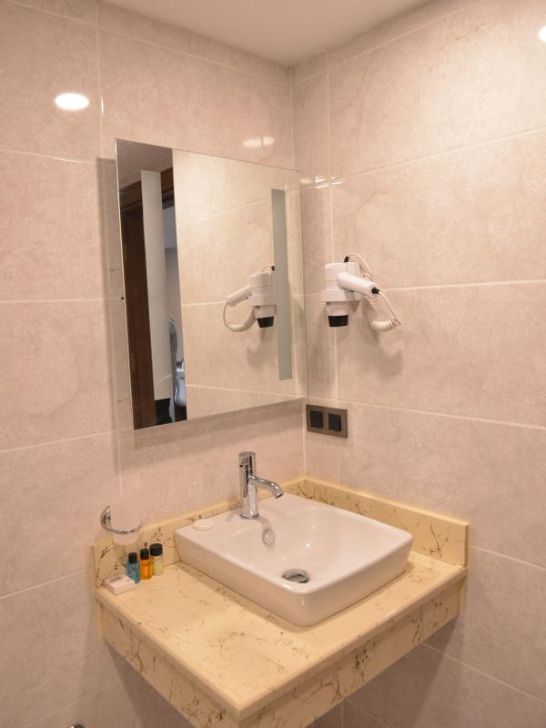 Litros Hotel & Spa