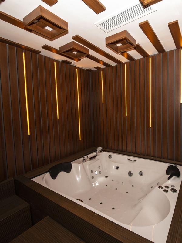 Litros Hotel & Spa