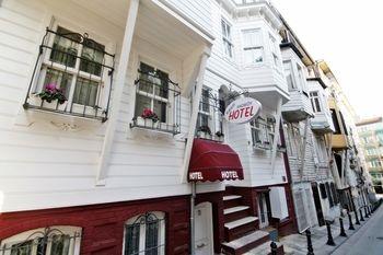 Kadikoy White House
