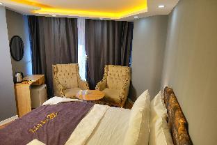 Viv City Hotel