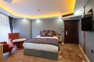 Viv City Hotel