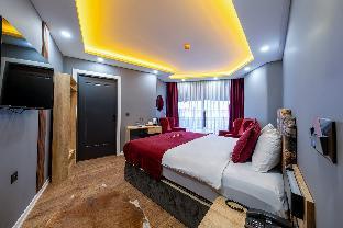 Viv City Hotel