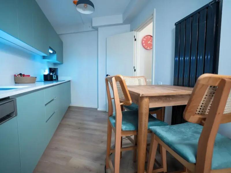 Bird Nest Suites