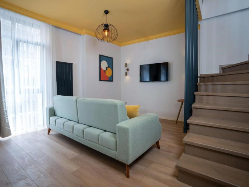 Bird Nest Suites