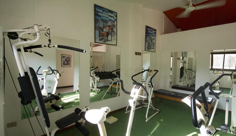 Flamenco Beach Resort