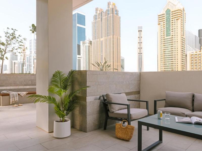 Sonder Downtown Towers