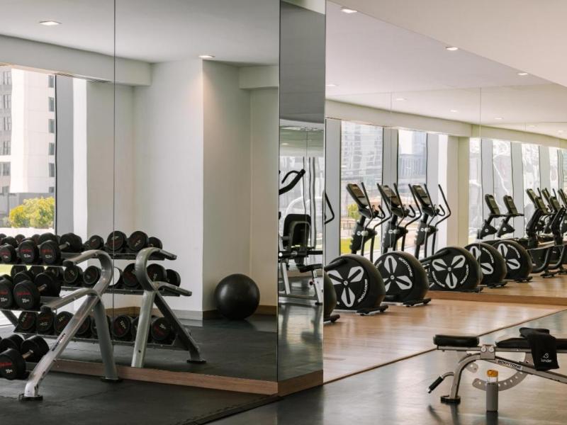 Sonder Downtown Towers