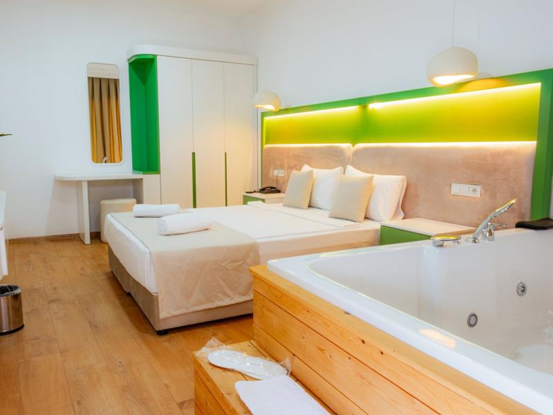 Regenesis Hotel & Spa