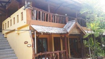 Ruan Mai Naiyang Beach Resort