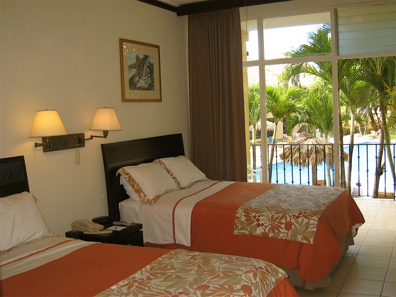 Flamingo Beach Resort