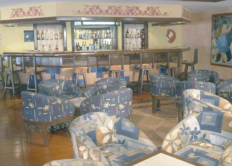 Flamingo Cancun Resort