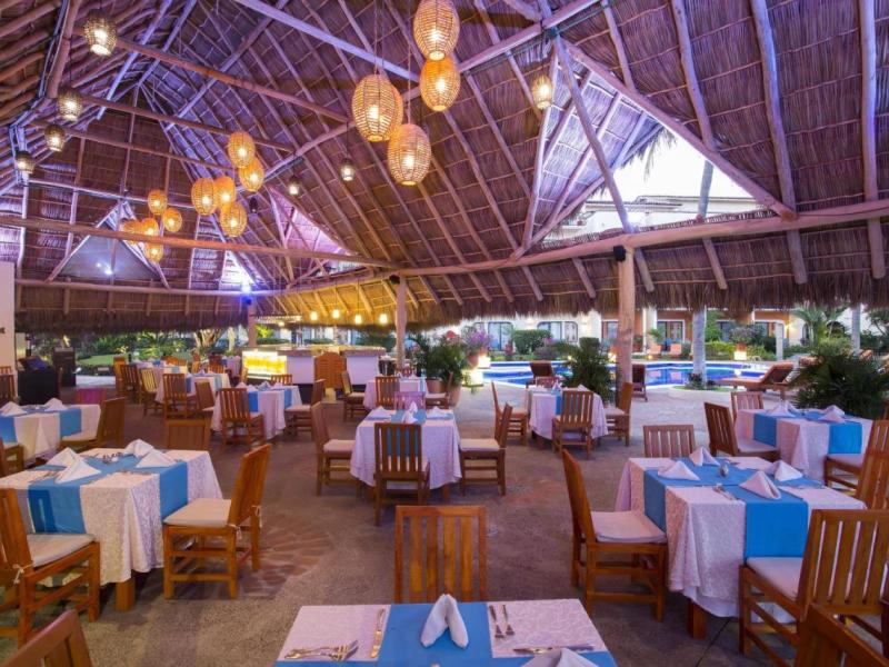 Flamingo Vallarta Hotel & Marina