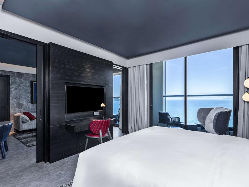 Radisson RED Danang