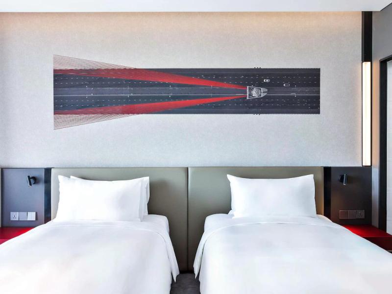 Radisson RED Danang