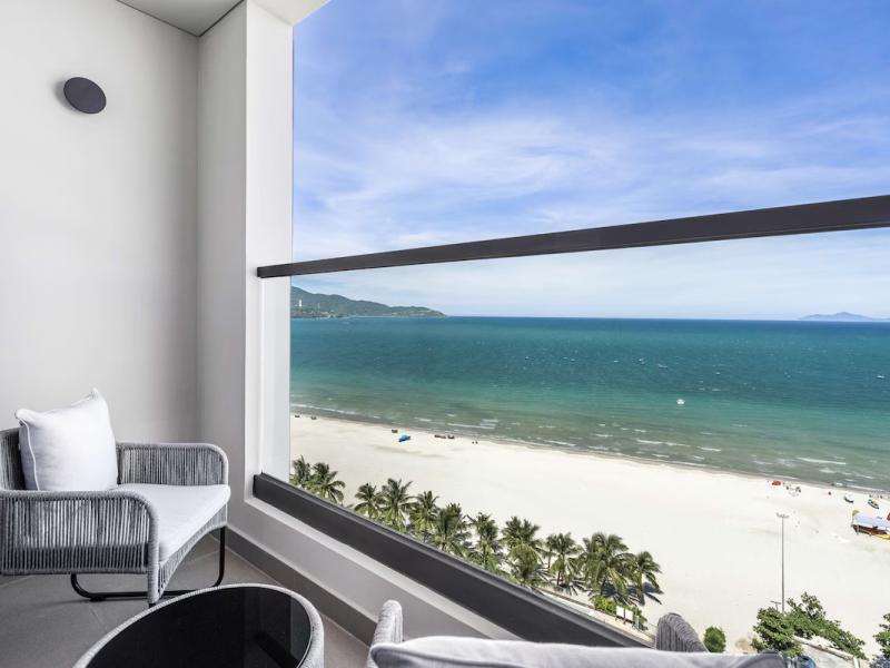 Radisson RED Danang