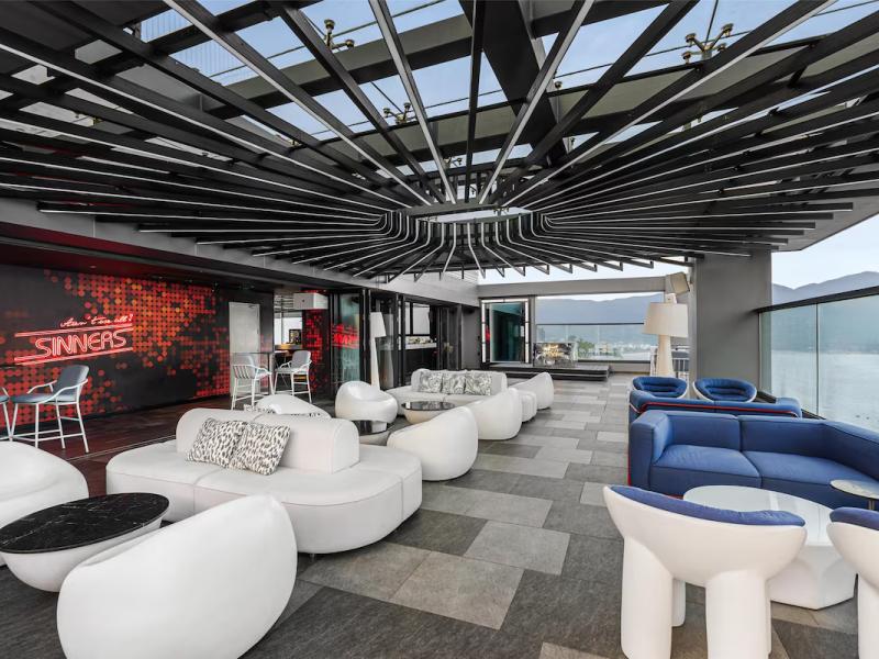 Radisson RED Danang