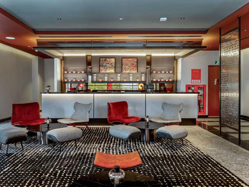 Radisson RED Danang