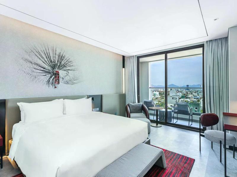 Radisson RED Danang