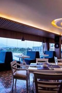Отель Grand Mercure Yogyakarta Adi Sucipto Индонезия, Джокьякарта, фото 45