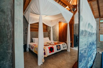 Отель ZIN Canggu Resort & Villas Индонезия, Кута, фото 18