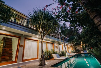 Отель ZIN Canggu Resort & Villas Индонезия, Кута, фото 32
